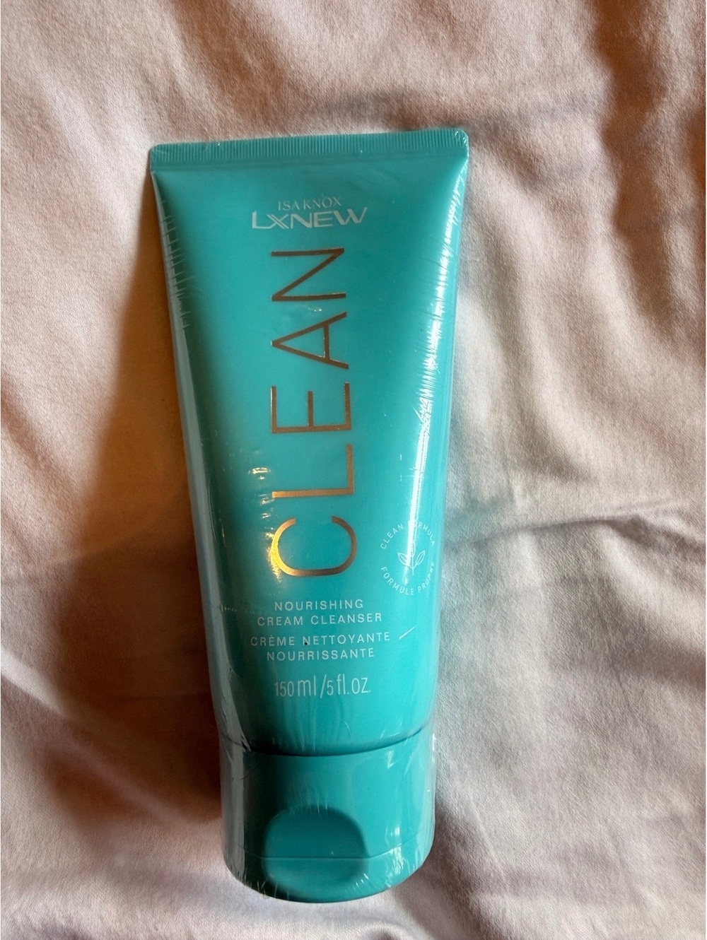Avon Isa Knox LXNEW clean nourishing cream cleanser face wash 5oz NEW SEALED